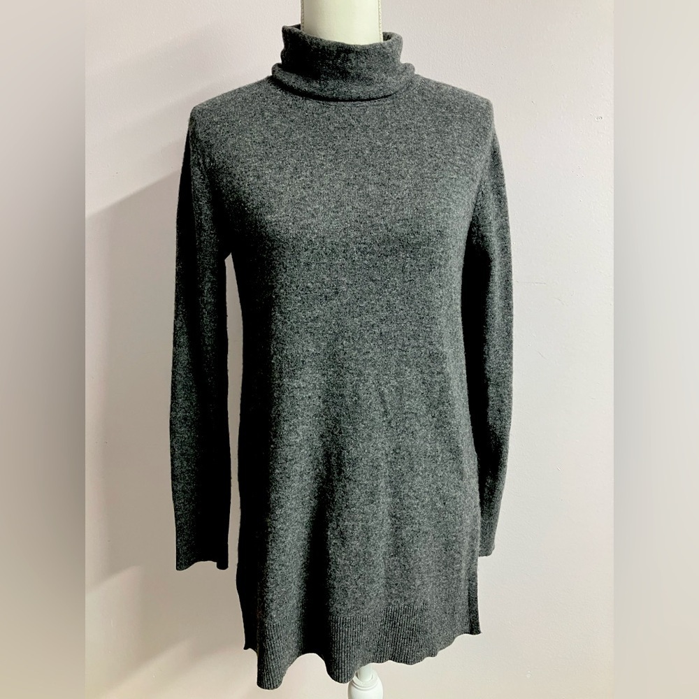 Ann Taylor Women’s Pullover Turtleneck Sweater, Small, Gray, Wool (70%) Blend